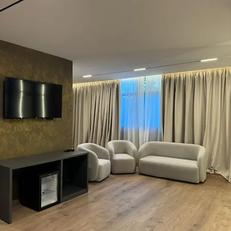 Lezha Park Ξενοδοχείο